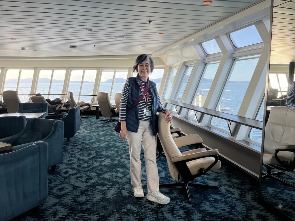 The 7th Deck on the ship has confortable chairs and great view