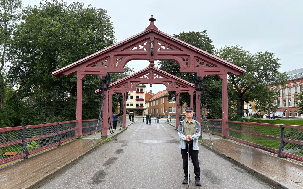 The bridgr